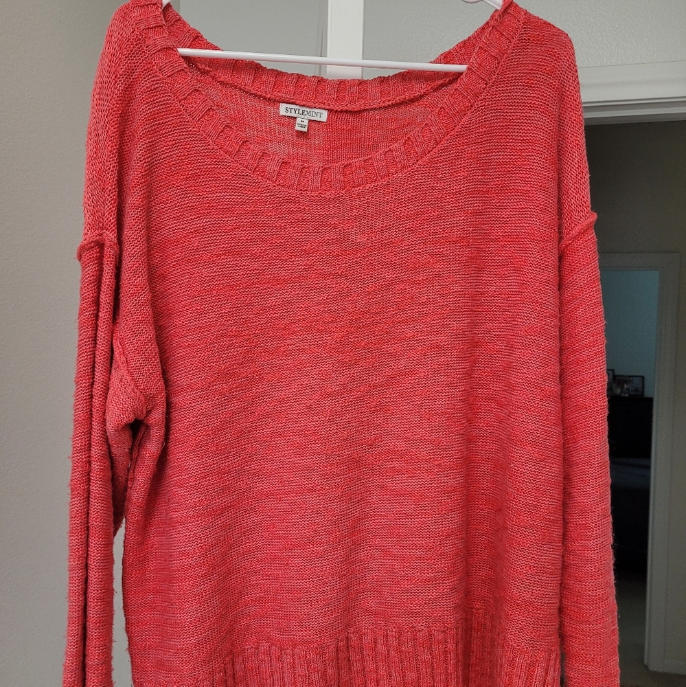 Women's sweater